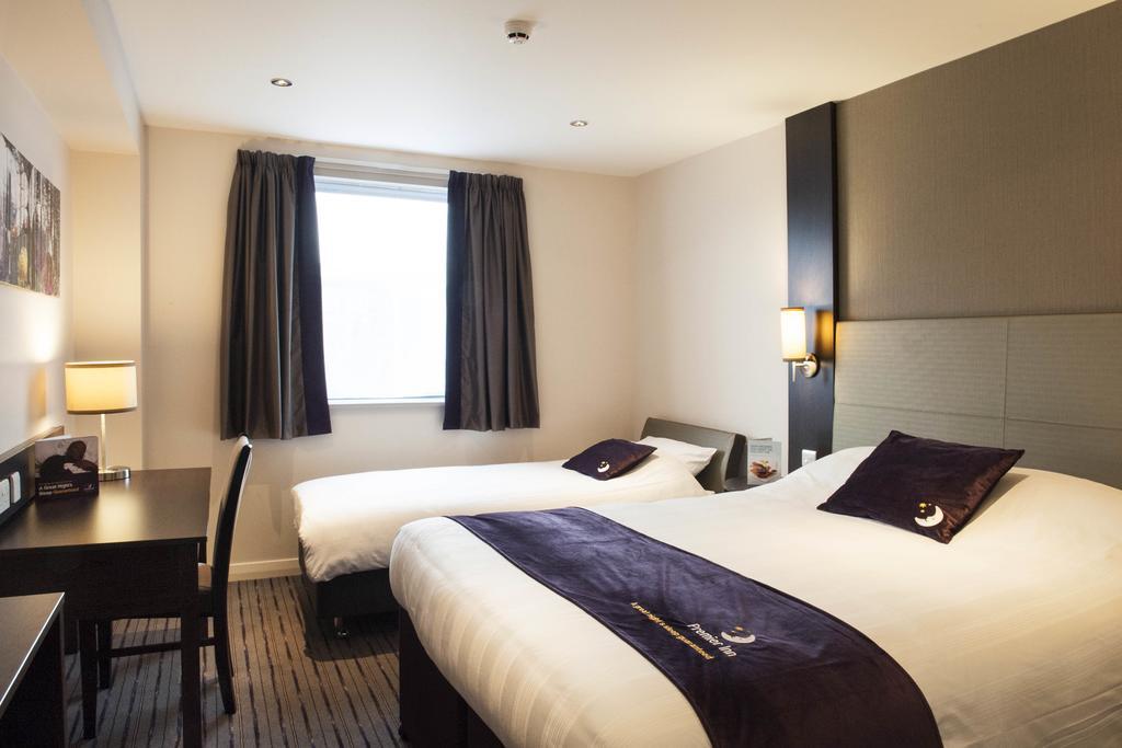 Premier Inn Dundee Centre エクステリア 写真