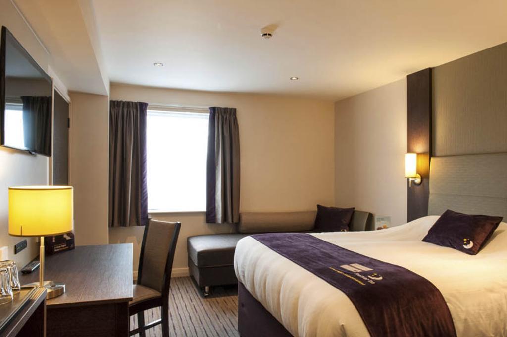 Premier Inn Dundee Centre エクステリア 写真